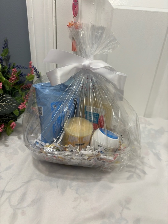 Mixed Brands / Various Brands Other - Adult Self-Care & Relaxation Gift Basket with Book, Bath & Beauty
